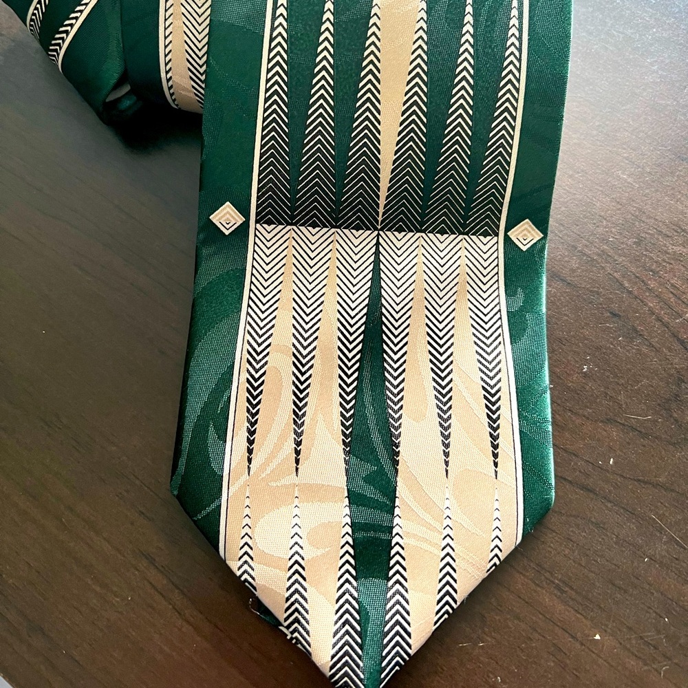 Rosetti Tie 56”